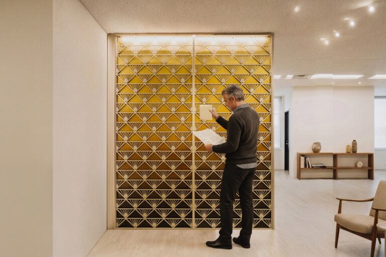 Finiture in metallo: come sceglierle e abbinarle nei progetti di interior design